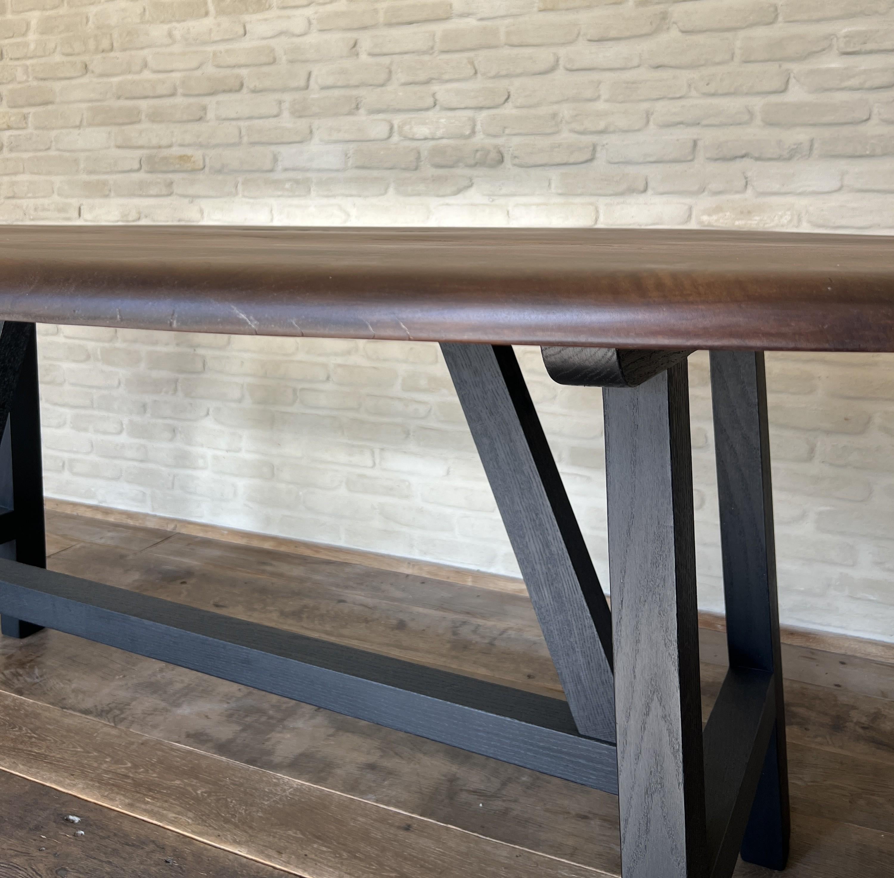 Custom walnut 2 plank top oval dining table Model LUSI dark finish in vendita 2