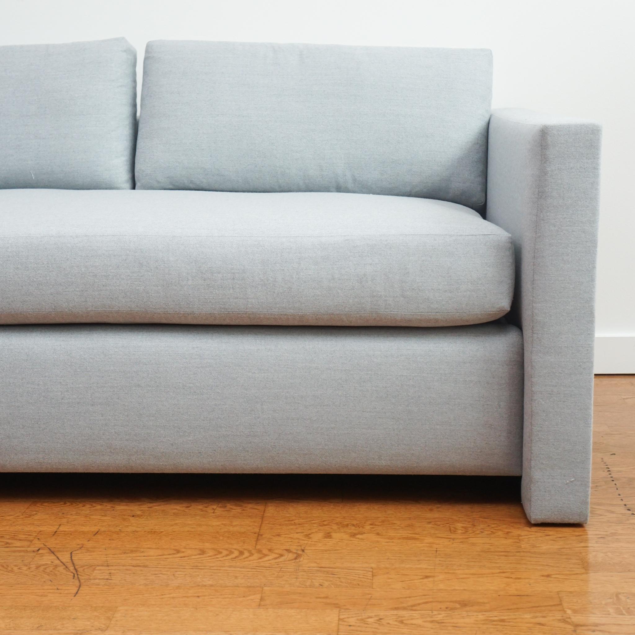 Maßgefertigtes Sofa „Warren“ von foley&cox HOME (Moderne der Mitte des Jahrhunderts) im Angebot