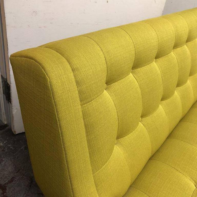 Custom Whitaker Style Sofa In Good Condition In San Francisco, CA
