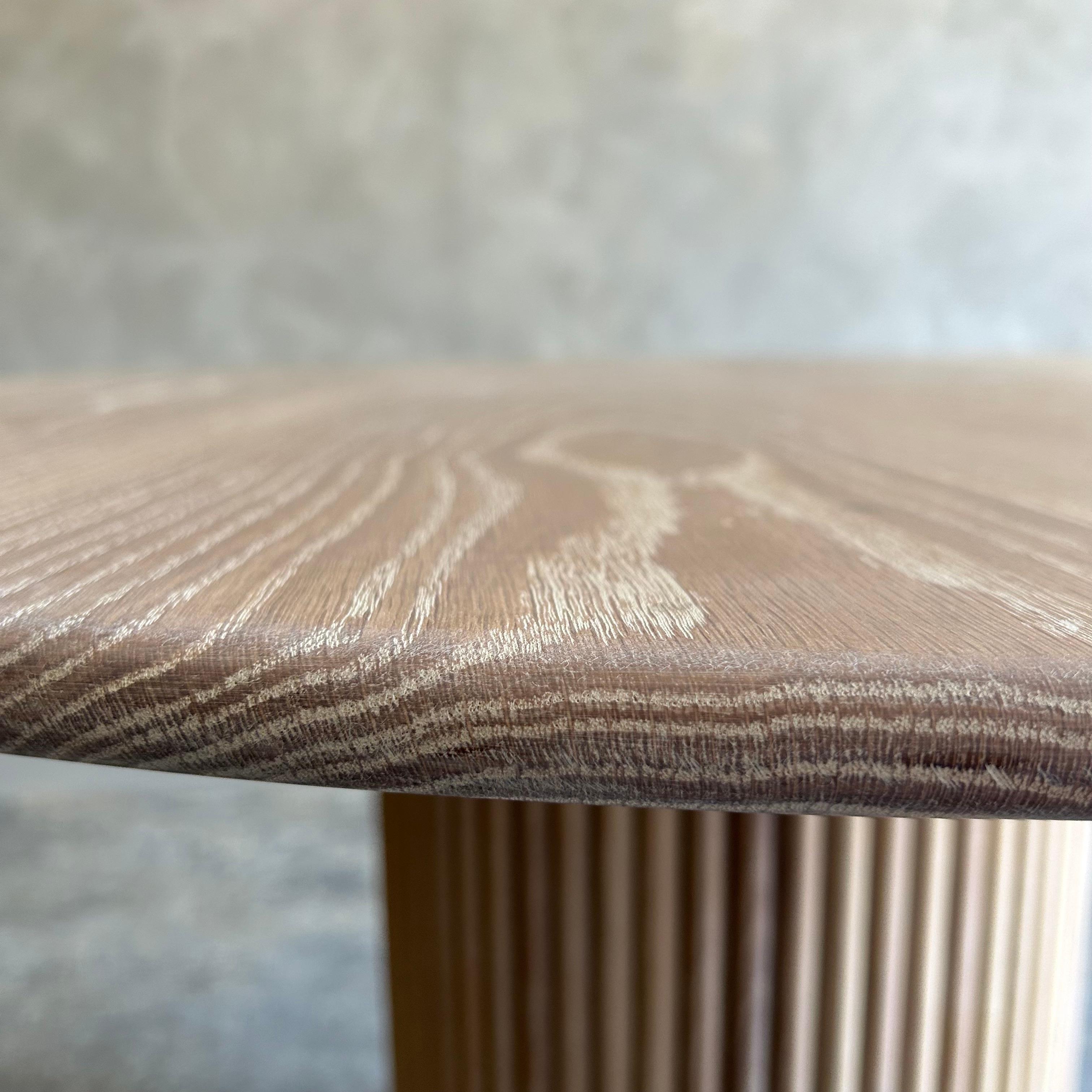 reeded round dining table