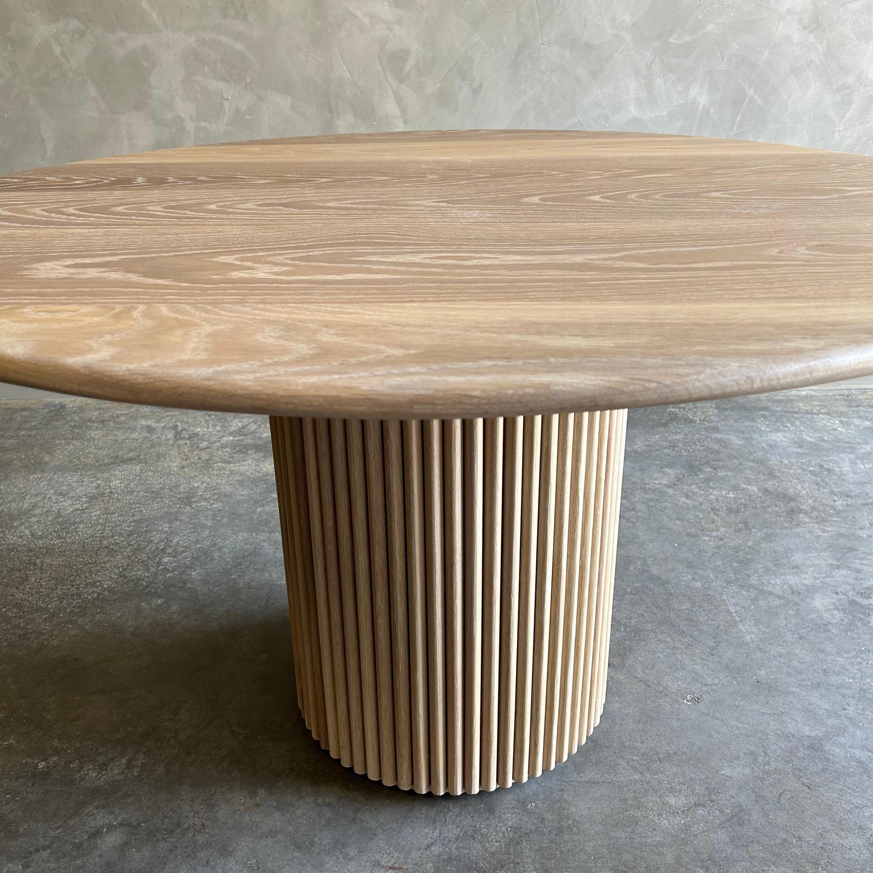 Custom White Oak Reeded Base Dining Table Entry In New Condition For Sale In Brea, CA