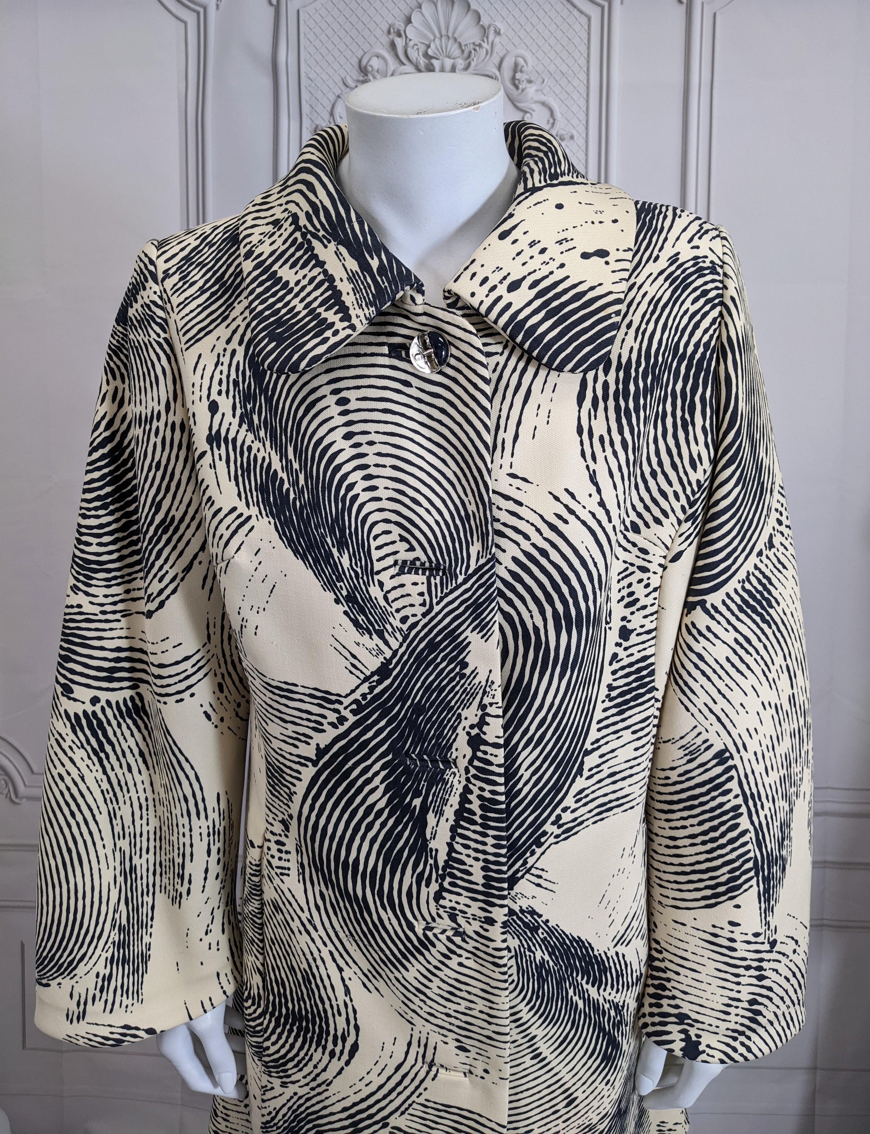 Maßgefertigter Mod-Mantel aus Wolle mit Fingerdruckmuster im Zustand „Gut“ im Angebot in New York, NY