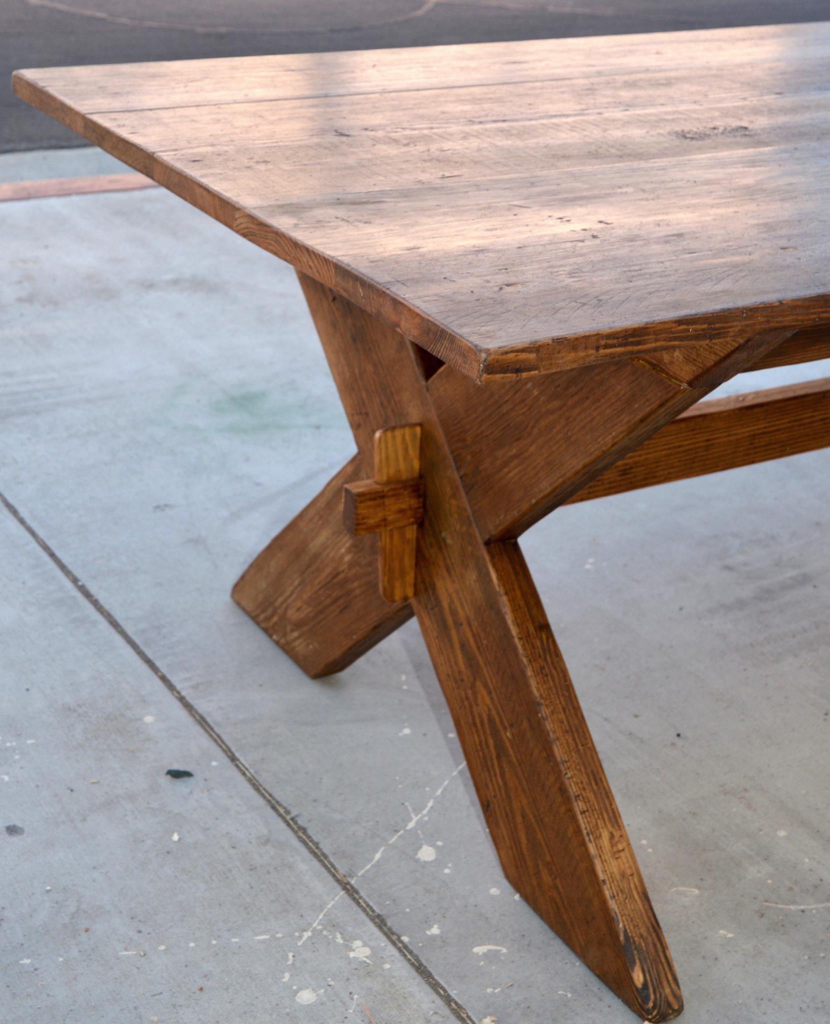 Custom X-Trestle Table in Reclaimed Heart Pine In Excellent Condition For Sale In Los Angeles, CA