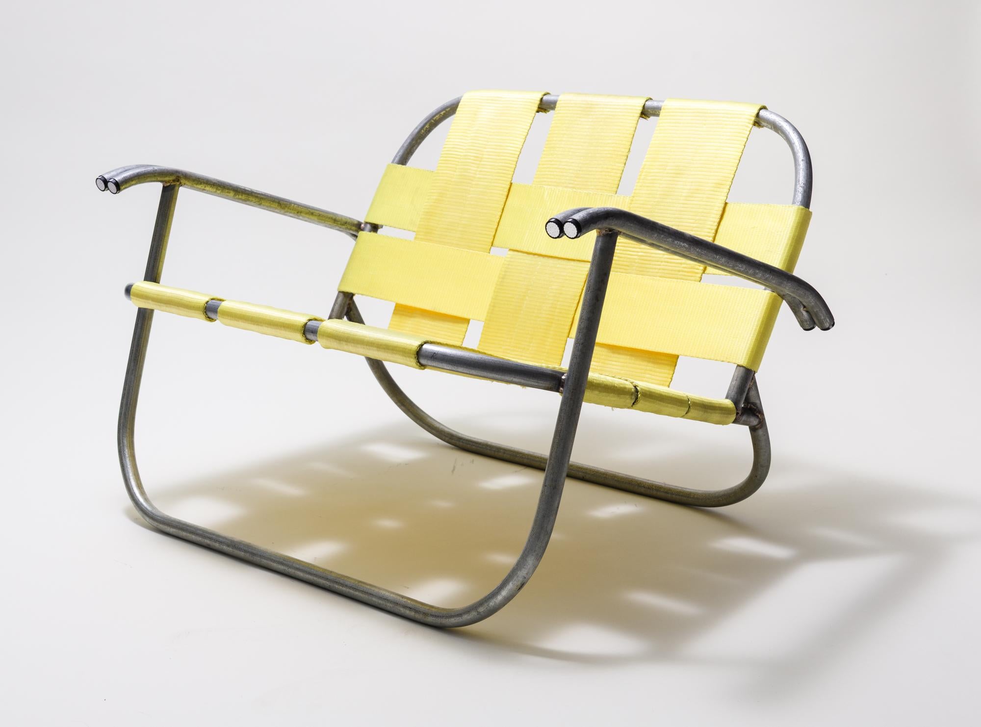 « The RAIR Chair », chaise d'appoint jaune d'artiste recyclé en résidence (RAIR) Neuf - En vente à Philadelphia, PA