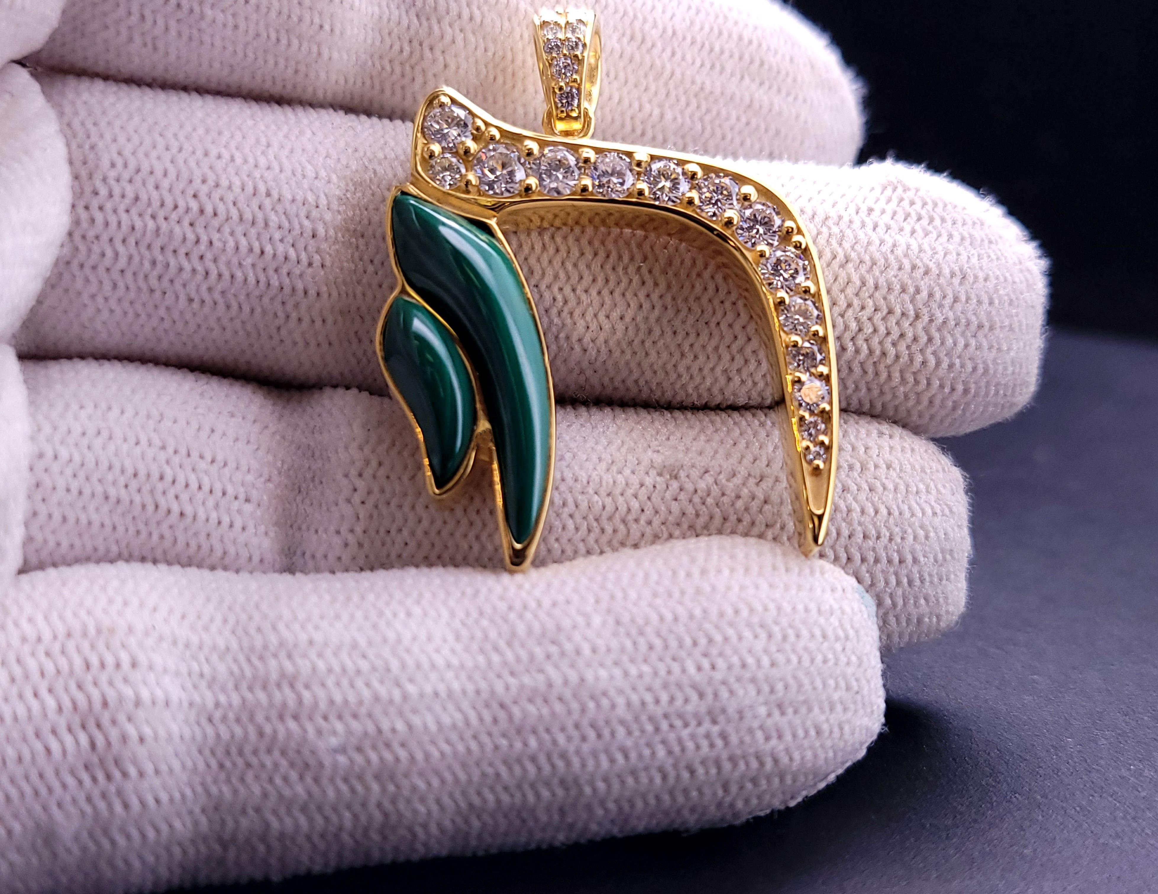 CUSTOM MADE Pendentif en or jaune 14K avec diamants et malachite Pour femmes en vente