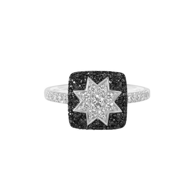 Modern Customizable Star Sapphire Tsavorite / Garnet / Black Diamond White Gold Ring For Sale