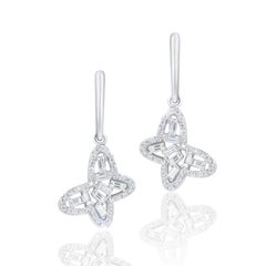 Ohrgehänge mit anpassbaren weißen Baguette-Diamanten aus Weißgold