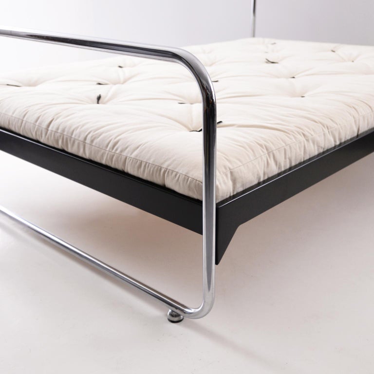 Customised Original Tubular Steel Futon Bed in German Modernism Style For  Sale at 1stDibs