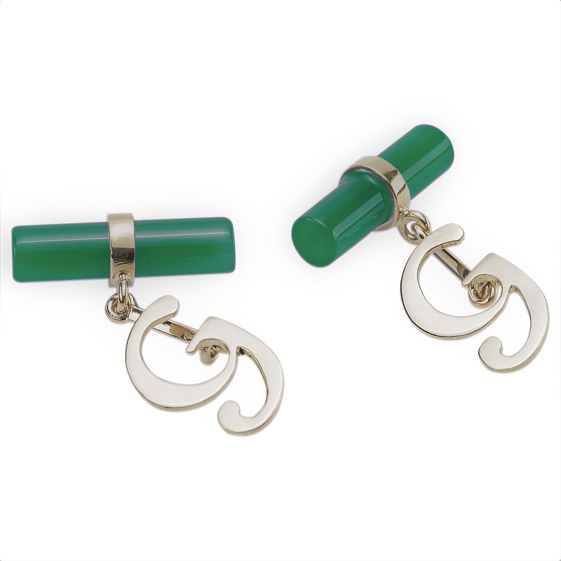 Customizable 18 Karats White Gold Green Agate Letter Cufflinks 
A beautiful pair of cufflinks entirely handcrafted in 18 karats yellow gold by expert artisans and embellished with a green agate stone. 
It can be worn by men and women and it fits