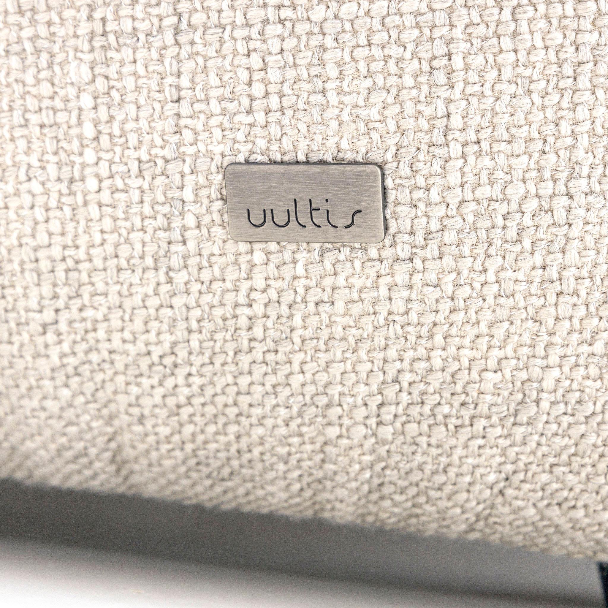 Divano a 4 posti personalizzabile con tessuto grigio chiaro e cuscini, design ad arco in vendita 8