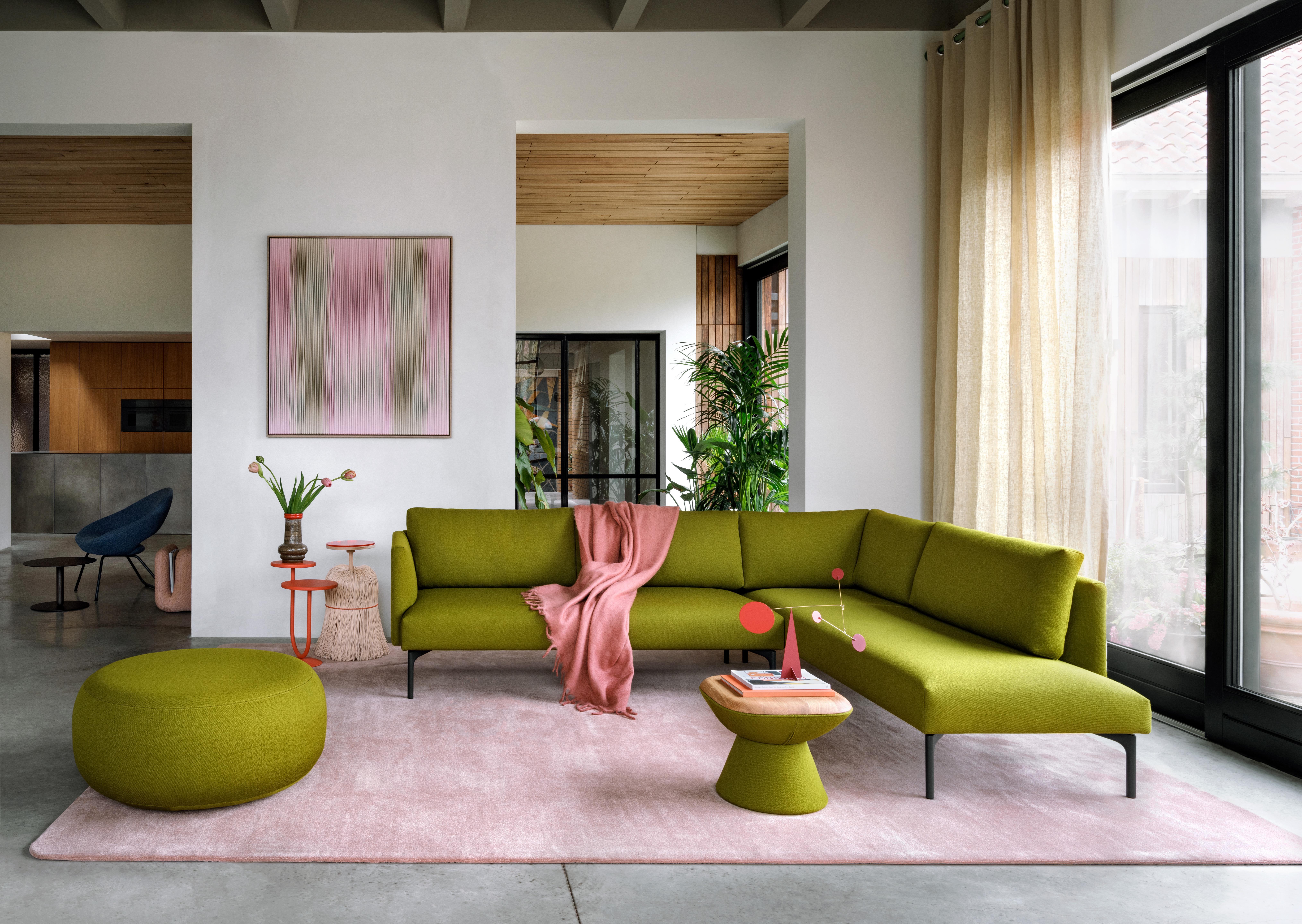 Dutch Customizable Arris Sofa by Artifort Design Group For Sale