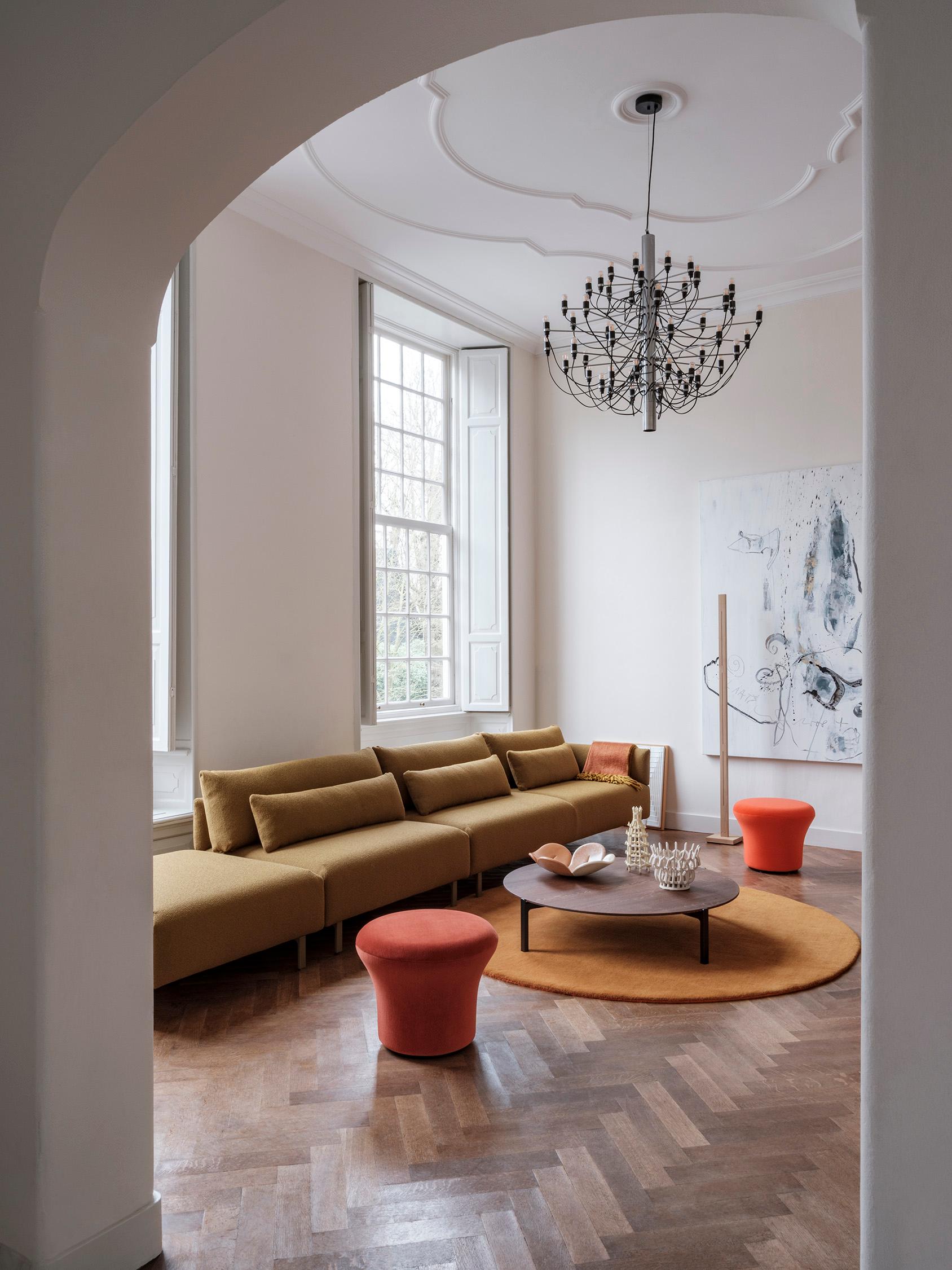Anpassbares Artifort Forte-Sofa von Studio Stefan Scholten im Angebot 1