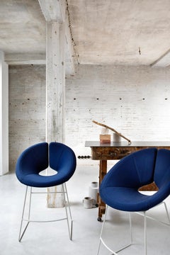 Customizable Artifort Little Apollo Chair  by Patrick Norguet