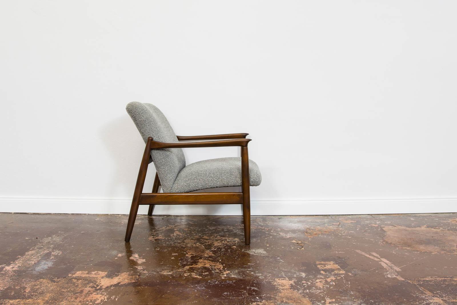 Polish Customizable Mid Century GFM64 Armchair By Edmund Homa, 1960's For Sale