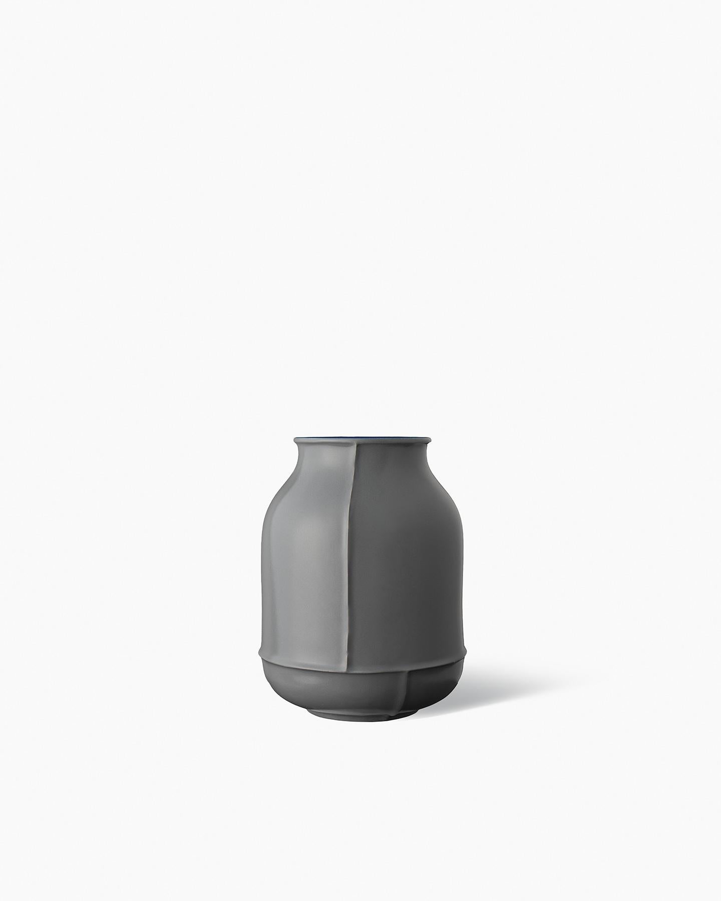Anpassbare Bittosi Nähte und Kanister Vaso von Benjamin Hubert im Angebot 2