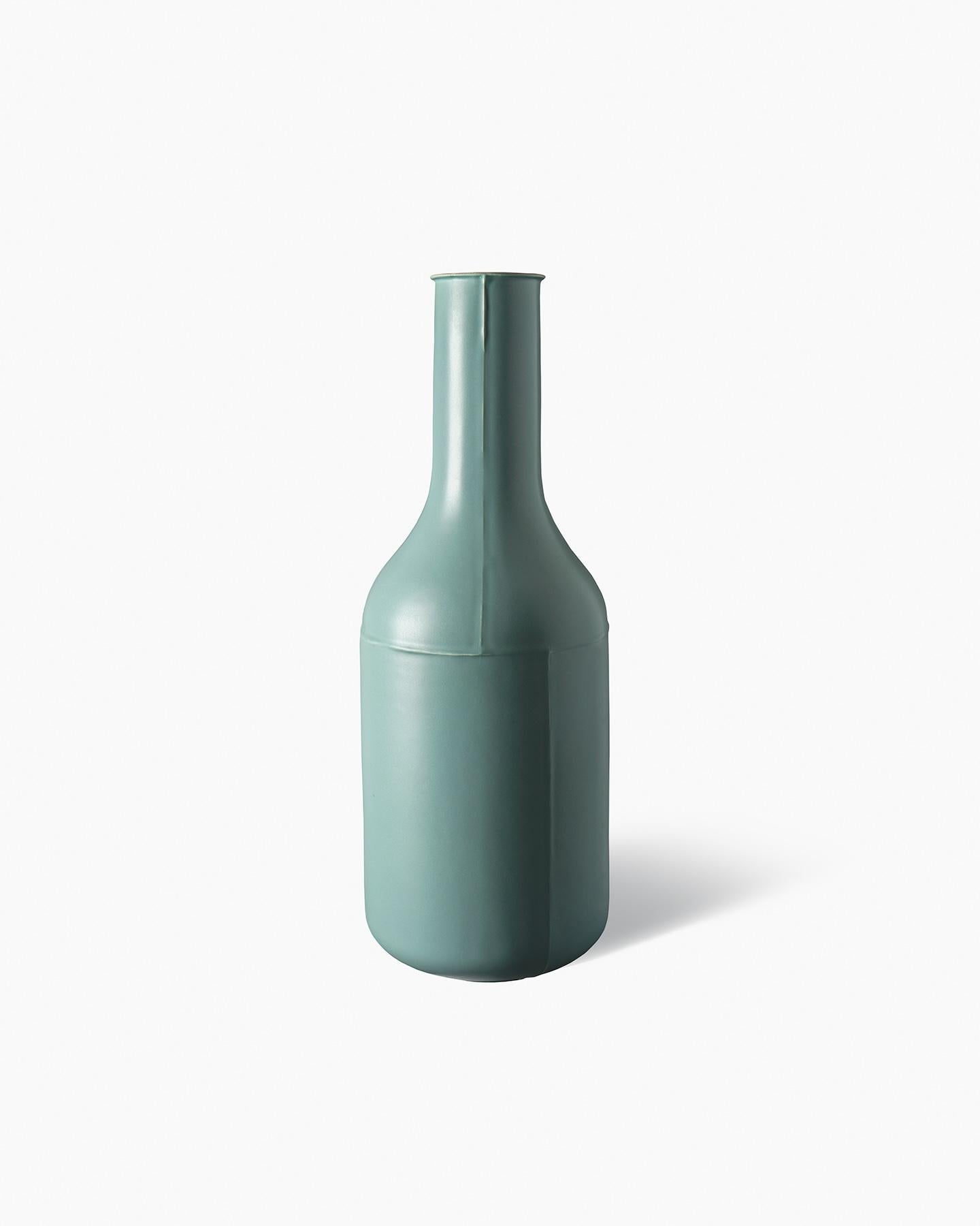 Anpassbare Bittosi Nähte und Kanister Vaso von Benjamin Hubert im Angebot 3