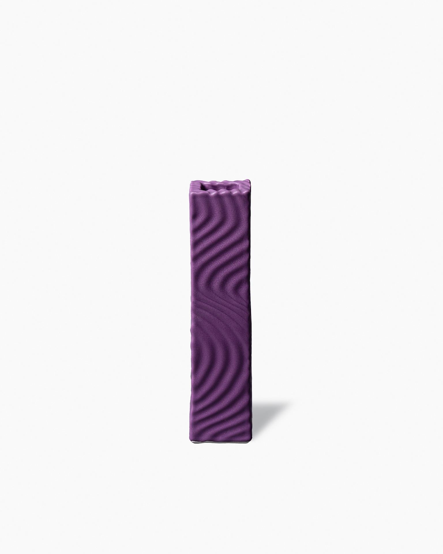 Customizable Bittosi Wiggle Ceramic Vaso by Max Lamb For Sale 4