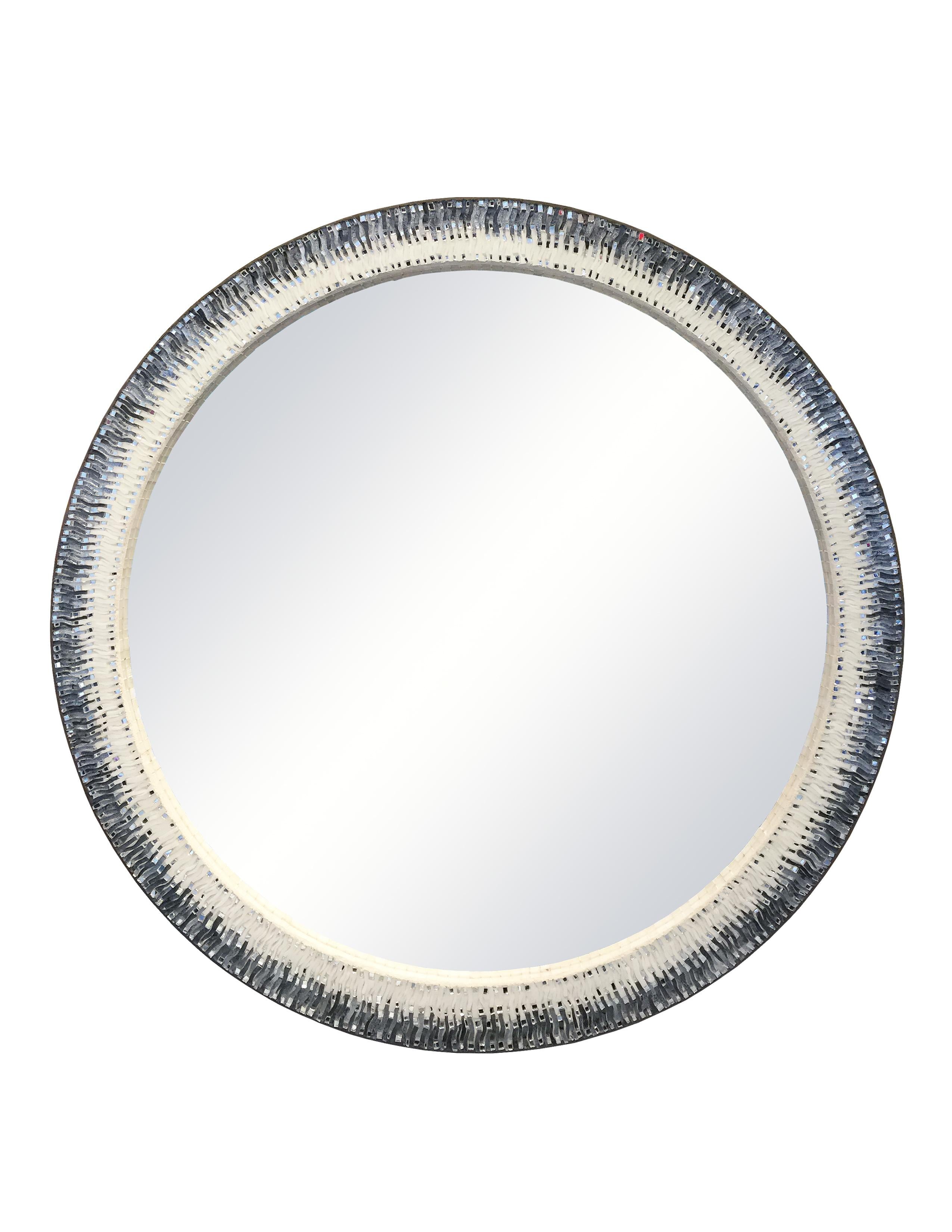 Américain Miroir rond moderne en mosaïque Breara avec verre blanc et bleu par Ercole Home en vente