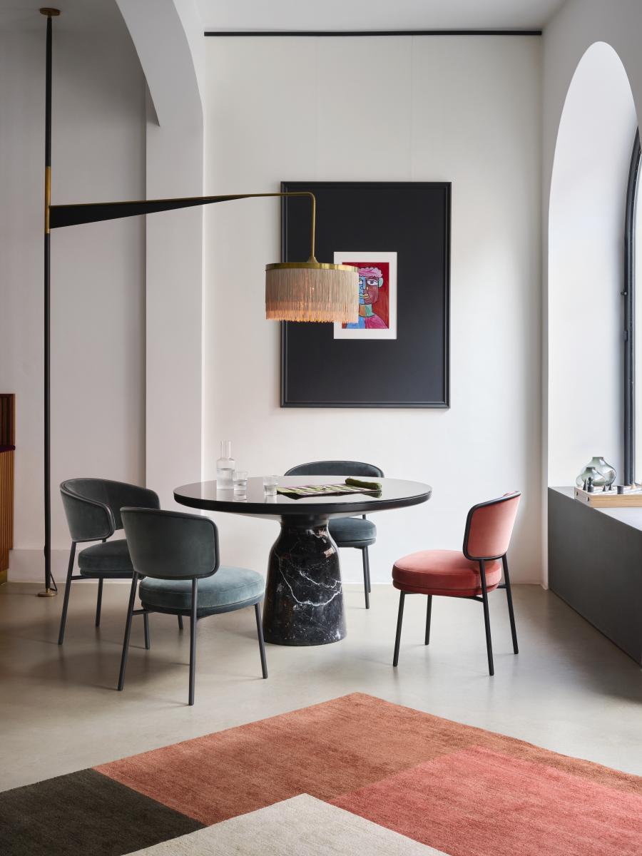 Individuell anpassbarer ClassiCon Glockentisch von Sebastian Herkner im Angebot 3