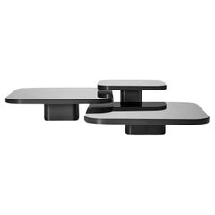 Anpassbarer ClassiCon-Set aus drei schwarzen Couchtischen mit Schleife von Guilherme Torres