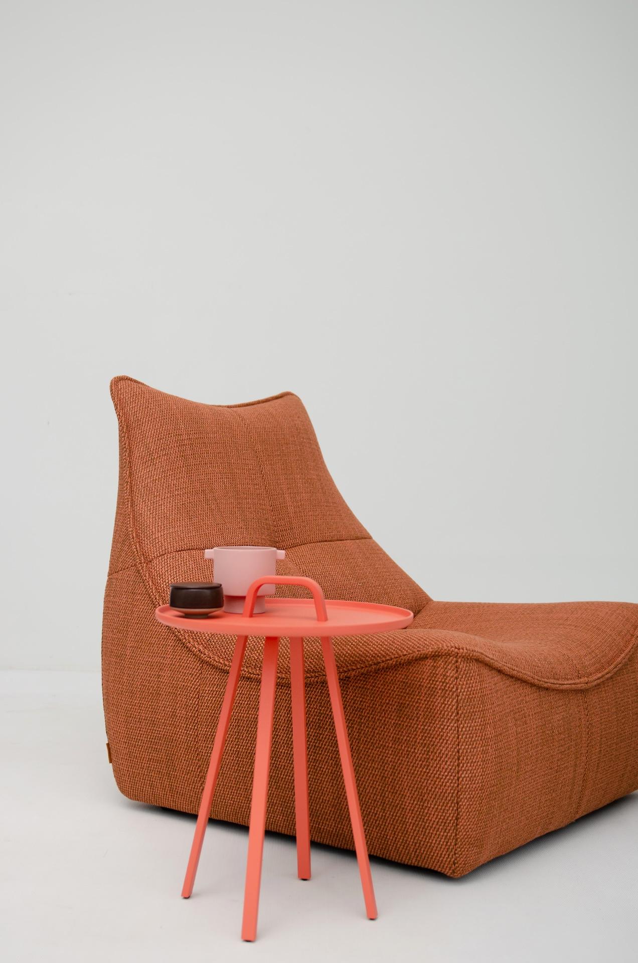 SET OF TWO Customizable Color Montis Tor Tables by AMBIE & VANHENGEL For Sale 13
