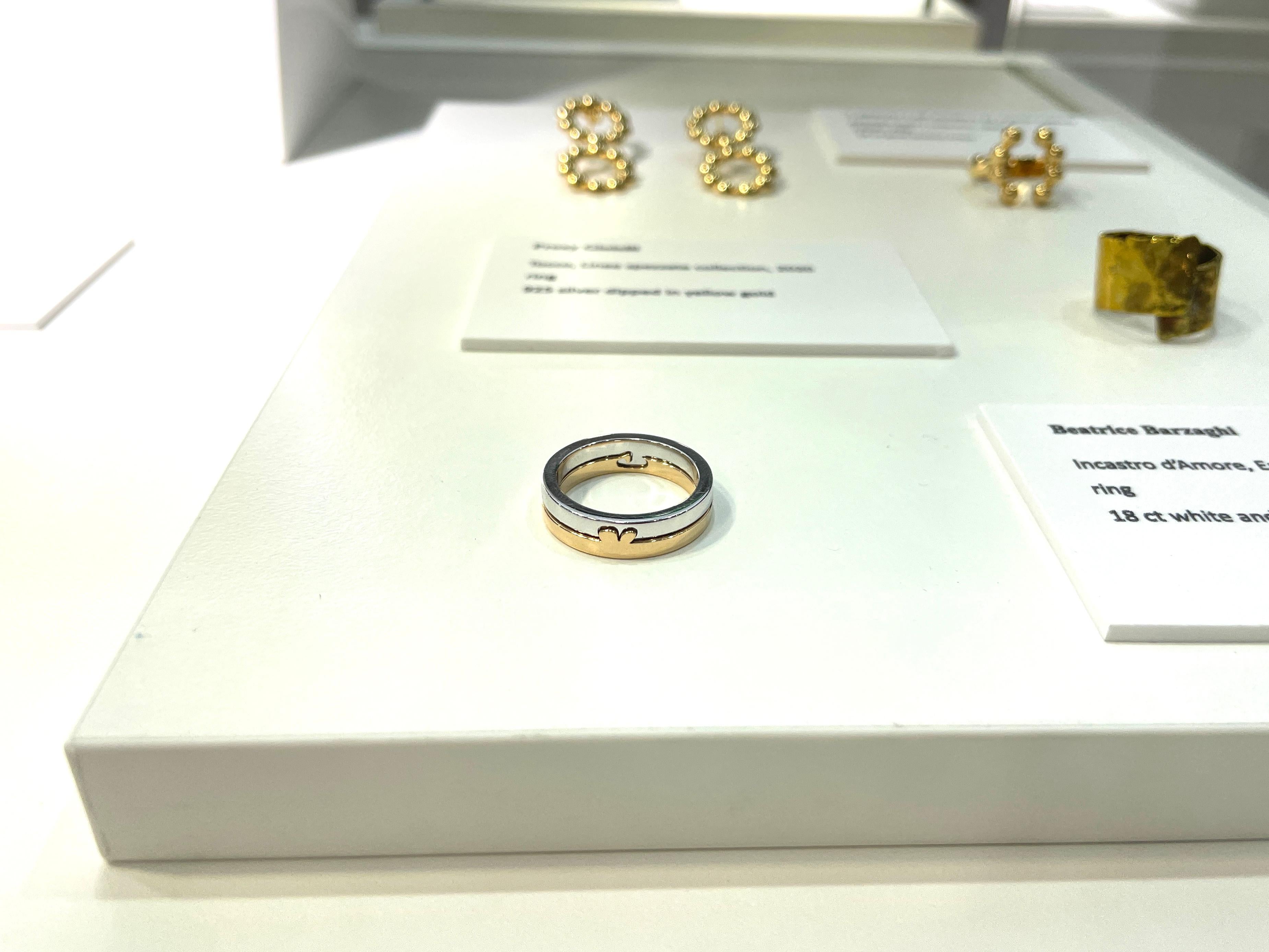 Bespoke 18k Gold Wedding Ring with Interlocking Initials Design For Sale 2