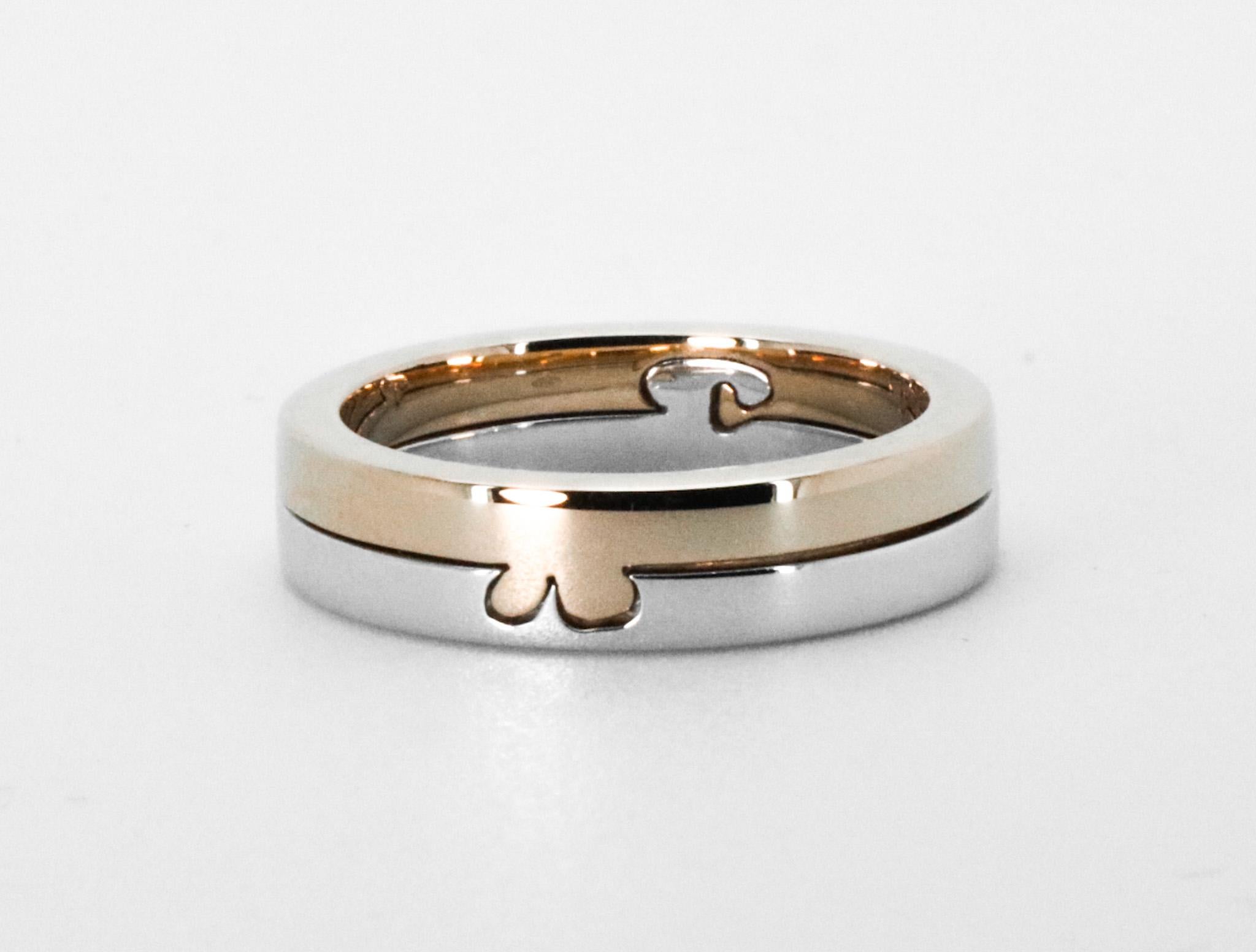 Women's or Men's Bespoke 18k Gold Wedding Ring with Interlocking Initials Design For Sale
