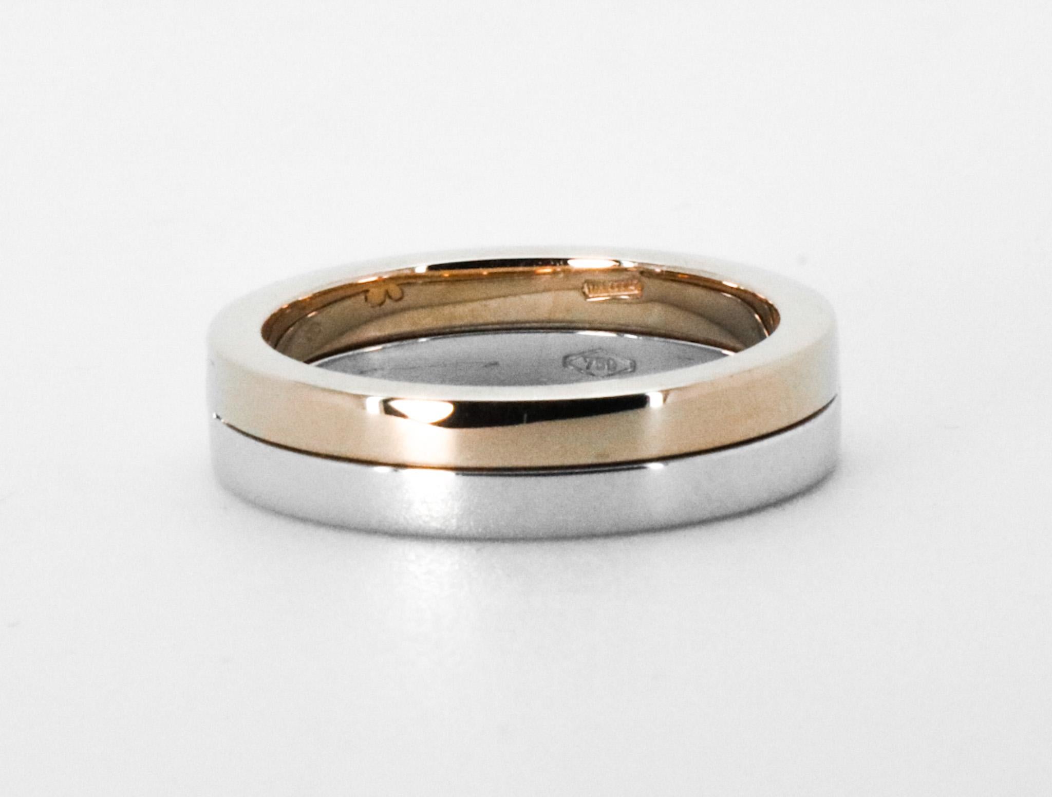 Bespoke 18k Gold Wedding Ring with Interlocking Initials Design For Sale 1