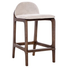 Taburete de Mostrador Personalizable con Acabado Nogal y Tapizado Beige, Línea Ura