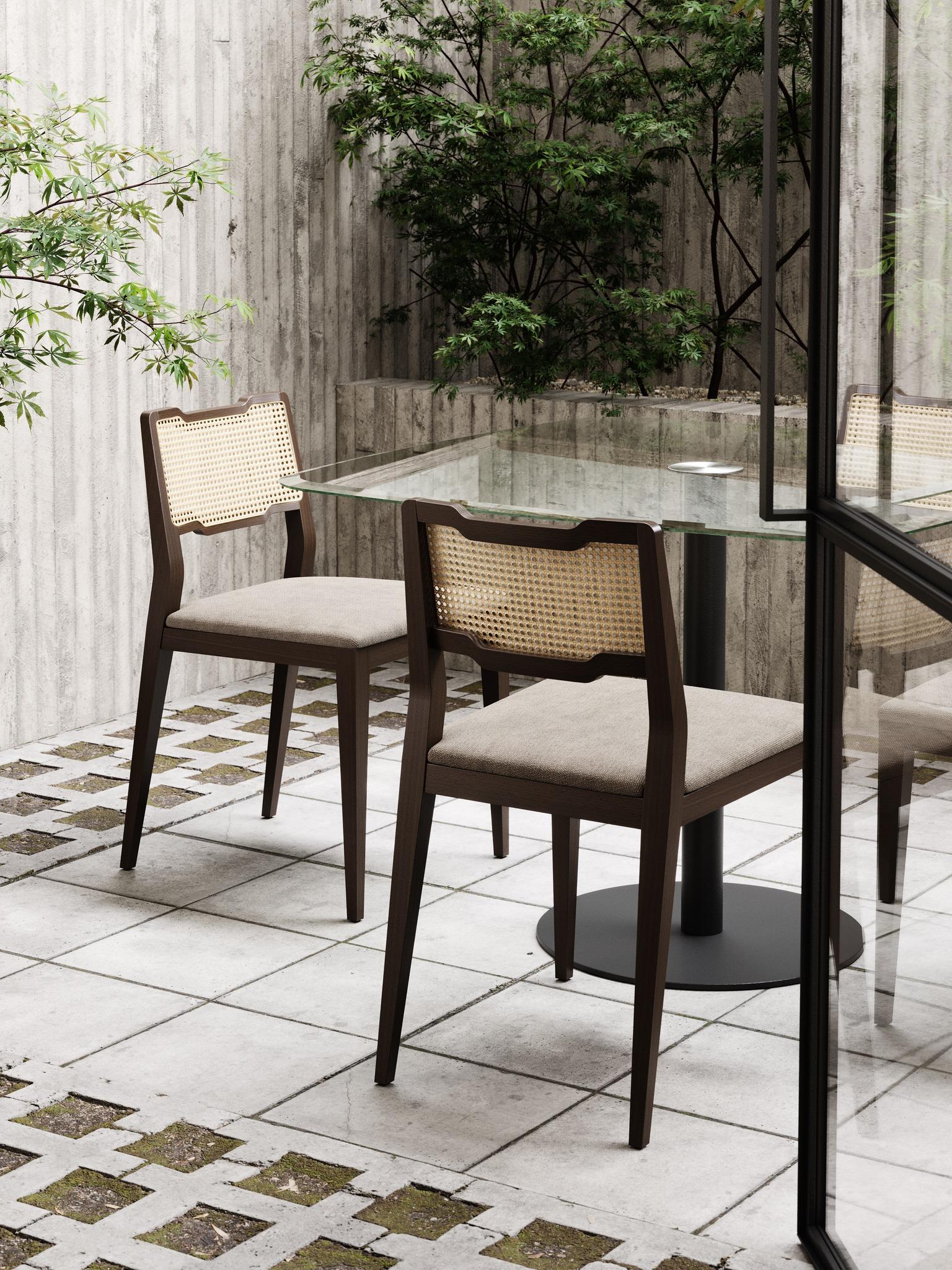 Poltrona da pranzo personalizzabile con schienale in rattan in finitura noce in vendita 4