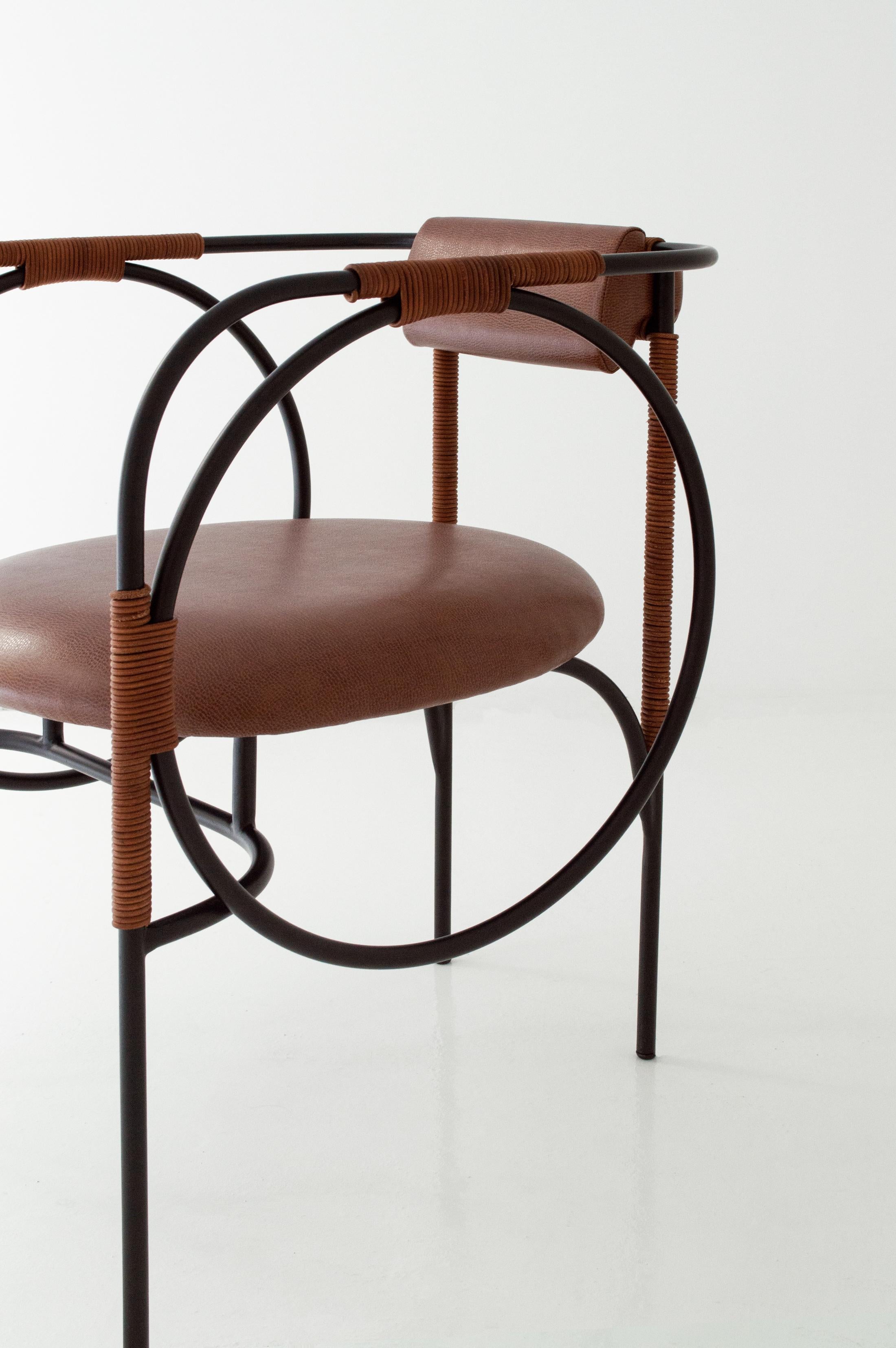 Customizable Dining Room Chair TROTTER, recycled leather and steel —Brown In New Condition For Sale In Mexico City, MX