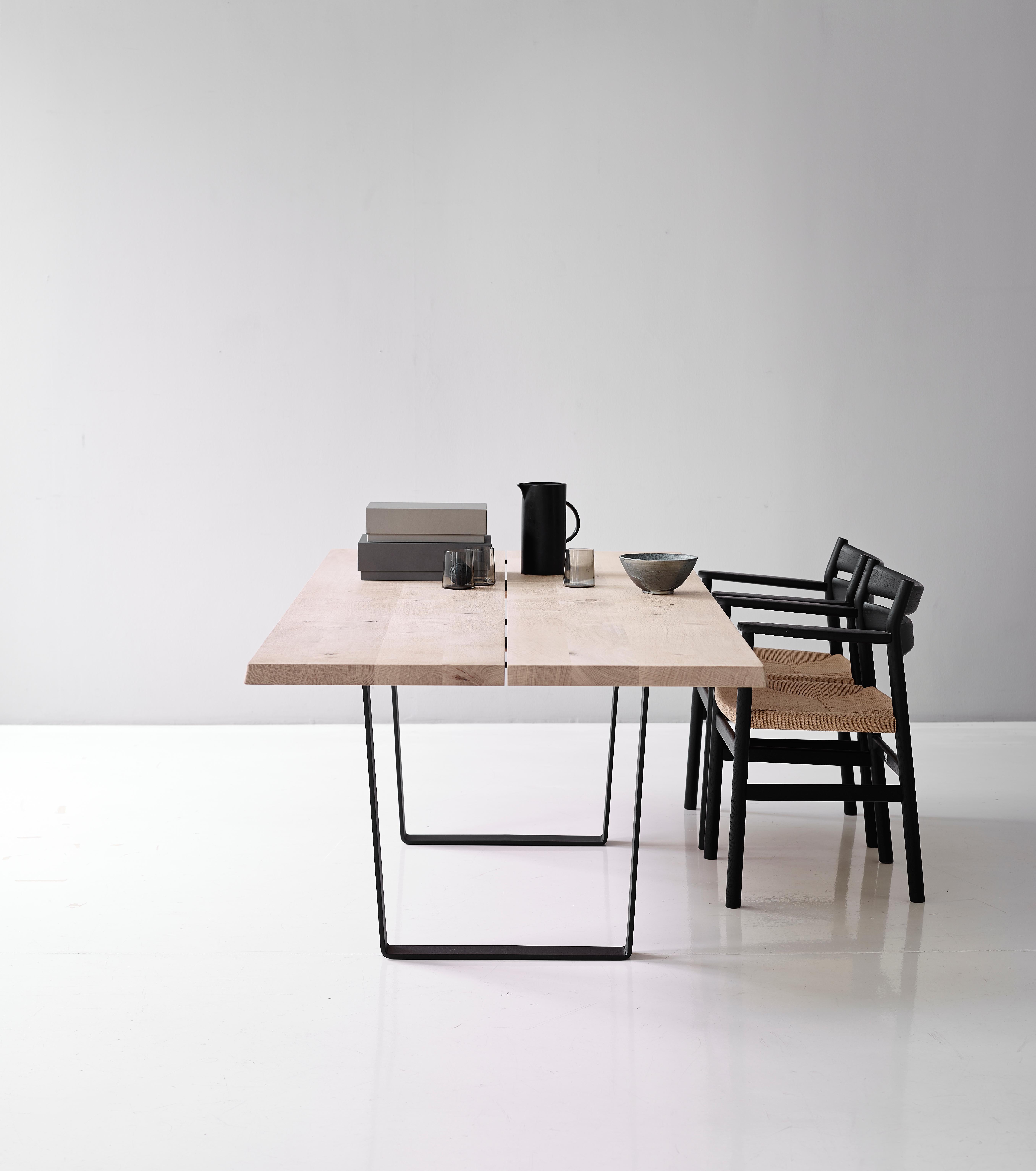 Lowlight dining table, rectangular, 180 cm

Solid wood tabletop and black powder coated steel legs. 
Handmade in Denmark.

Measure: Height: 72 or 74 cm

Tabletop dimensions:
– 180 x 100 cm
– 200 x 100 cm
– 220 x 100 cm
– 240 x 100 cm
–