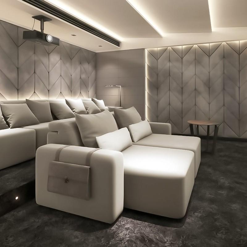Modern Customizable Electric Reclining Sofa For Home Cinemas In High Resistance Velvet For Sale