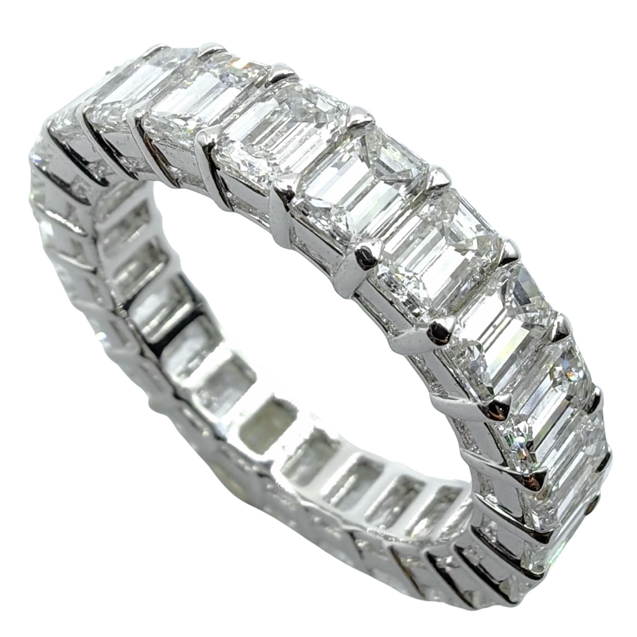 Anneau d'éternité en or 14K/18K avec diamant taille émeraude personnalisable