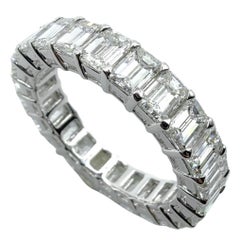 Anpassbarer Smaragdschliff Diamant Ehering in 14K/18K Gold