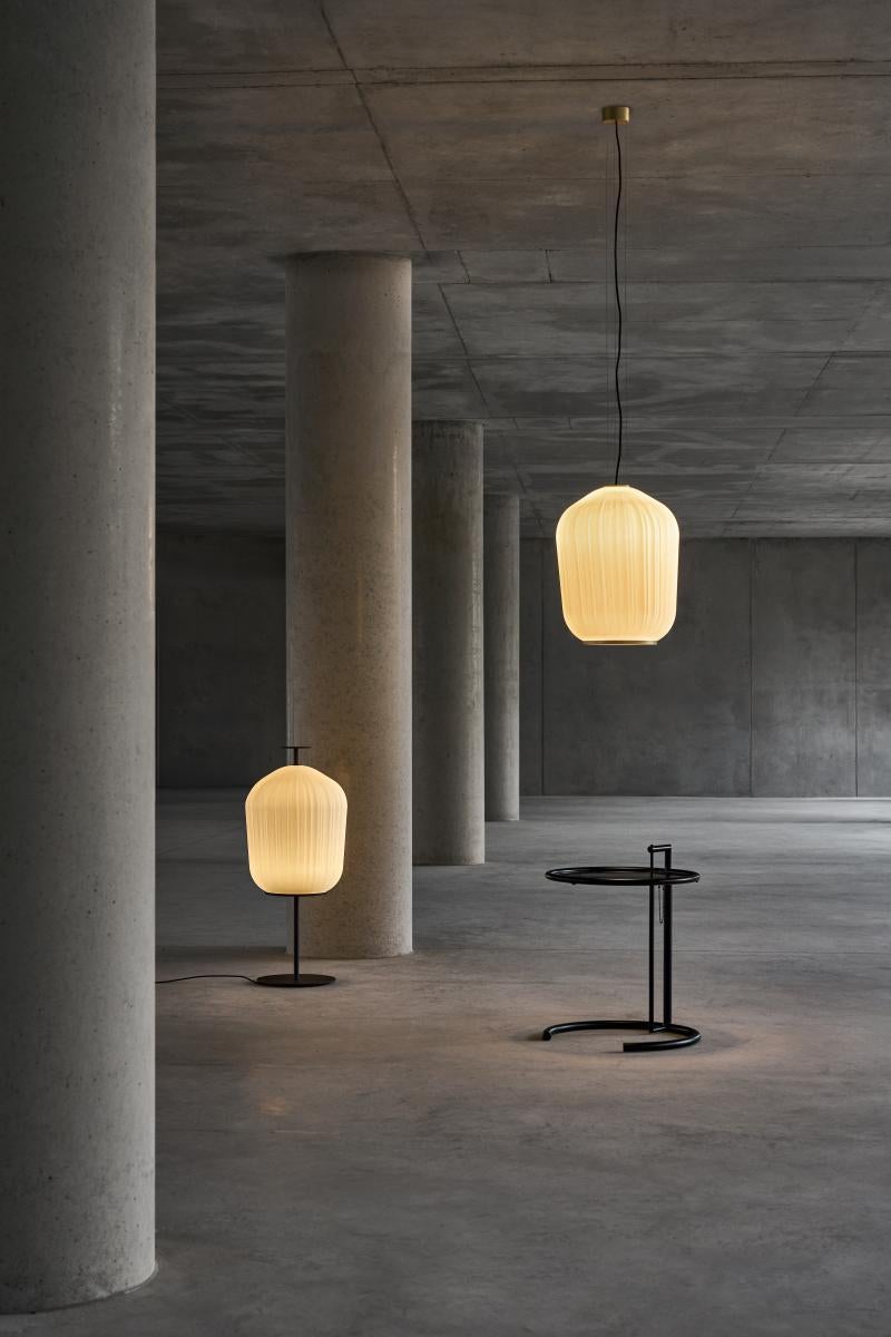 Lampada da terra ClassiCon Plissée con finitura personalizzabile di Sebastian Herkner in vendita 9