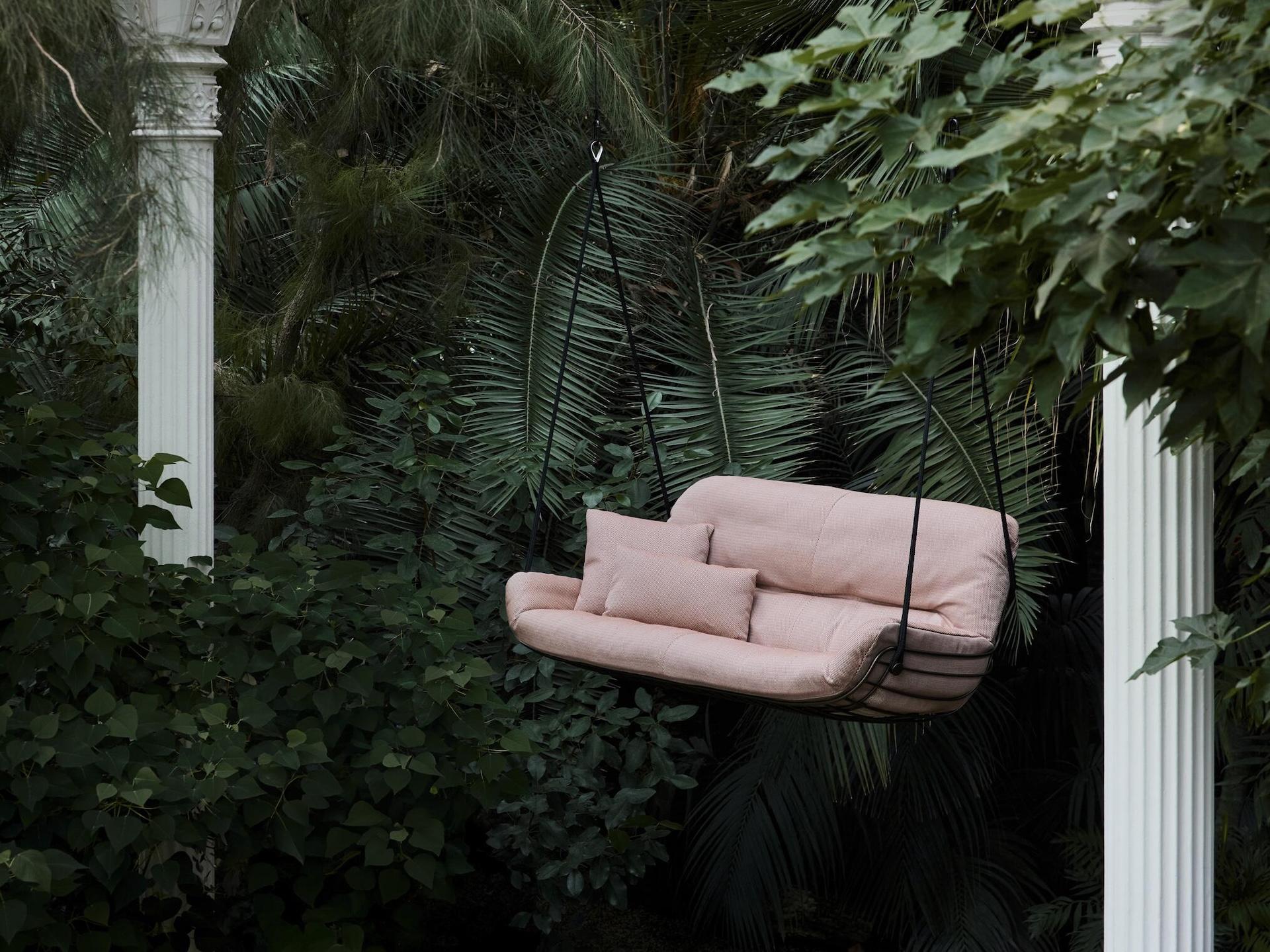 Anpassbare Freifrau Leyasol Lounge Couch-Schaukelsitz von Hoffmann Kahleyss (Europäisch) im Angebot