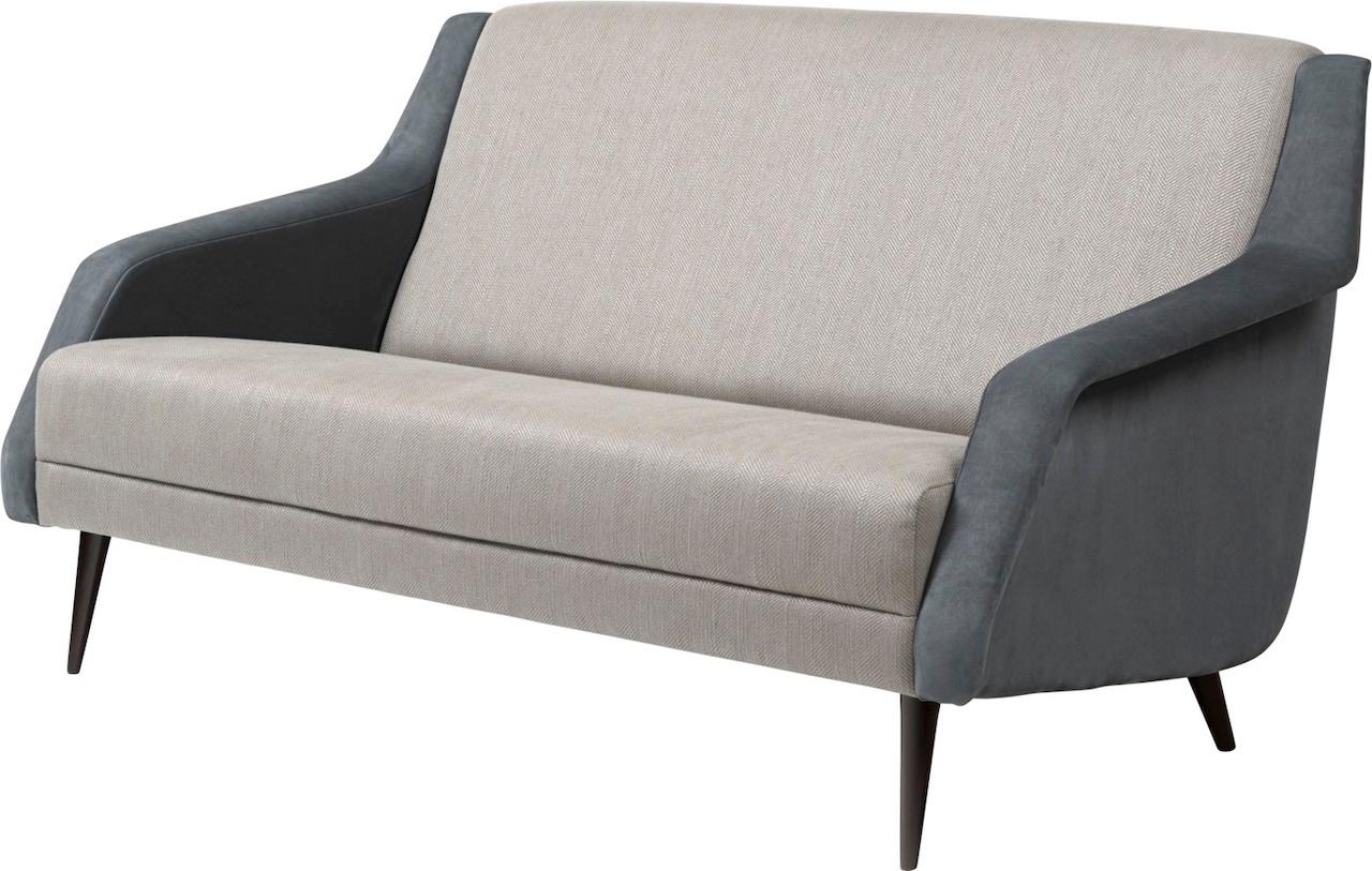 Customizable Gubi CDC.2 Sofa, Fully Upholstered Designed by Carlo de Carli In New Condition For Sale In New York, NY
