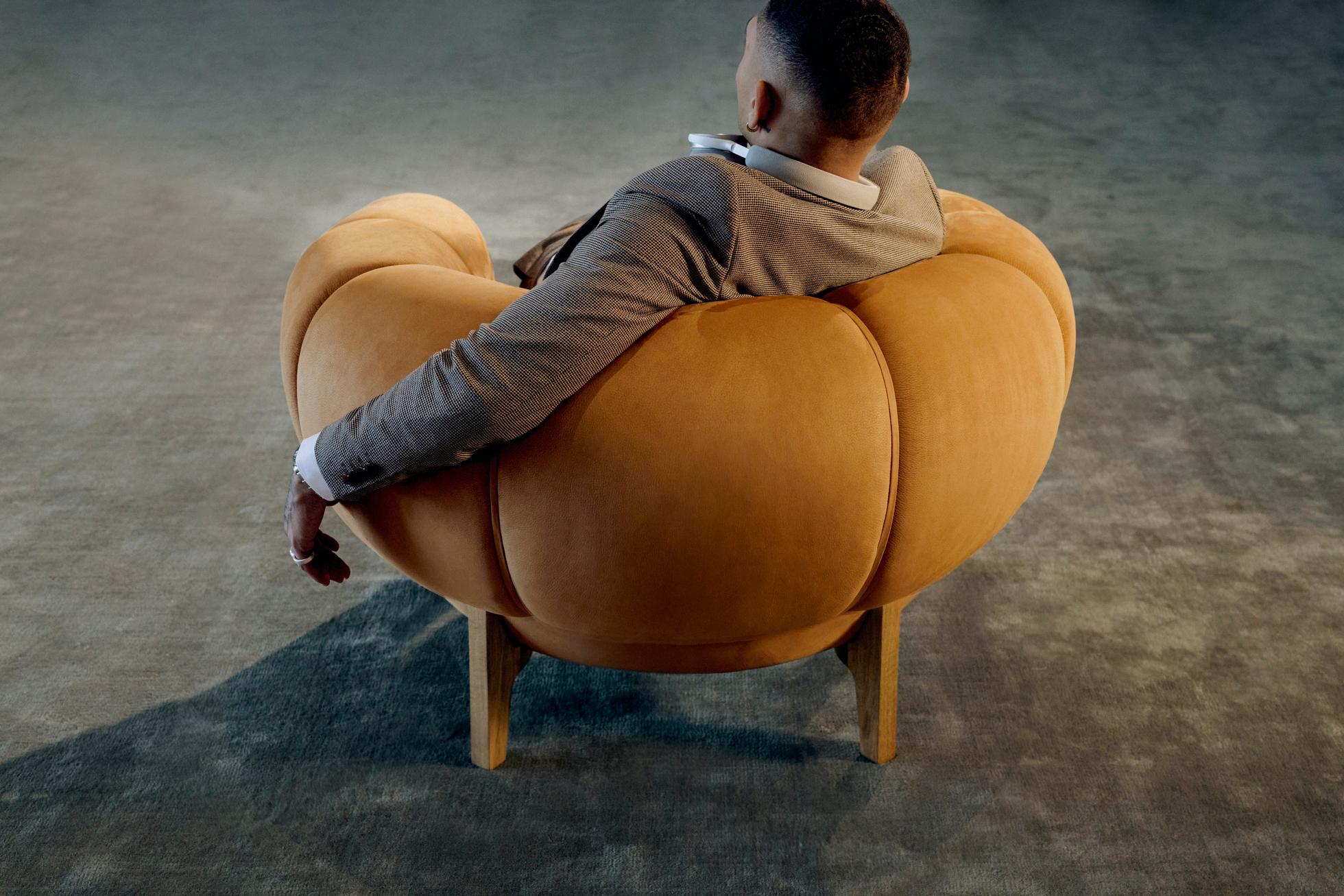 Customizable Gubi Croissant Lounge Chair Designed by Illum Wikkelsø In New Condition For Sale In New York, NY