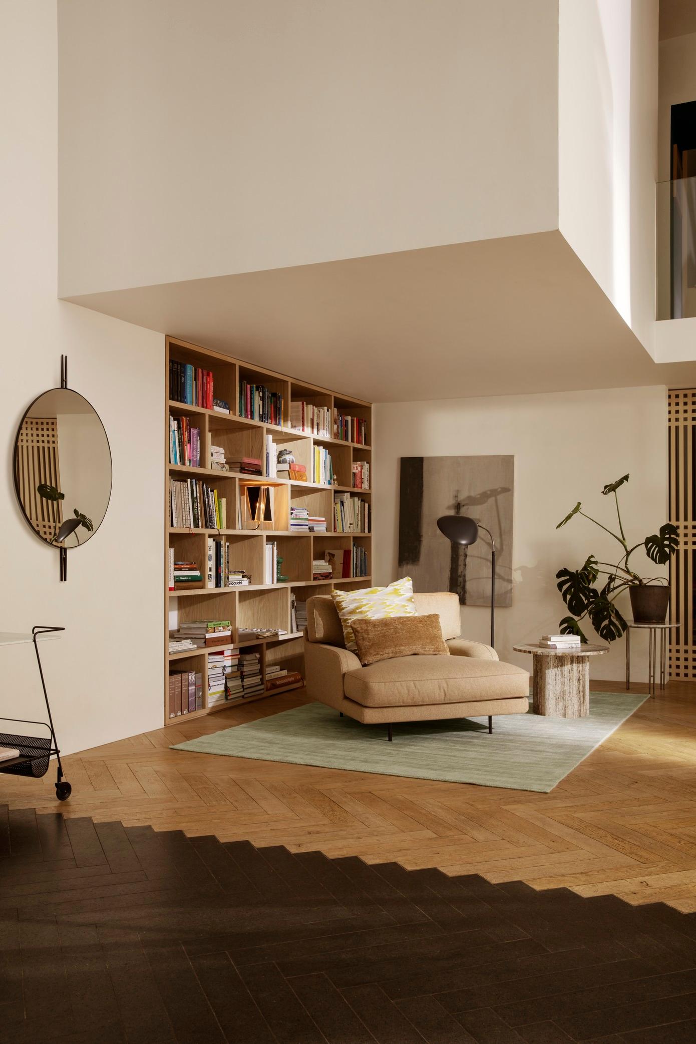 Fauteuil de salon personnalisable Gubi Flaneur conçu par Gamfratesi en vente 6