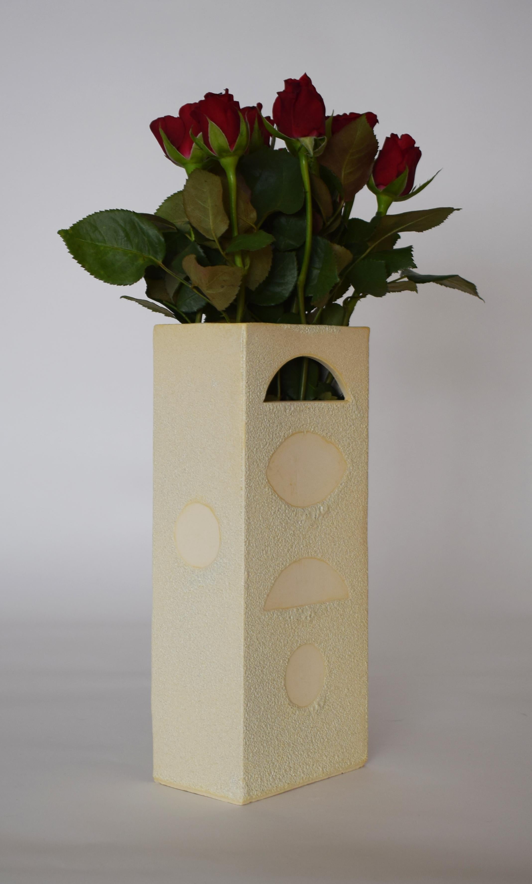 Modern Customizable Hand-crafted Ceramic Vase (Parliament B) by James Hicks For Sale