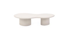 Table basse d'extérieur en plâtre texturé, faite à la main et personnalisable, forme organique, O150