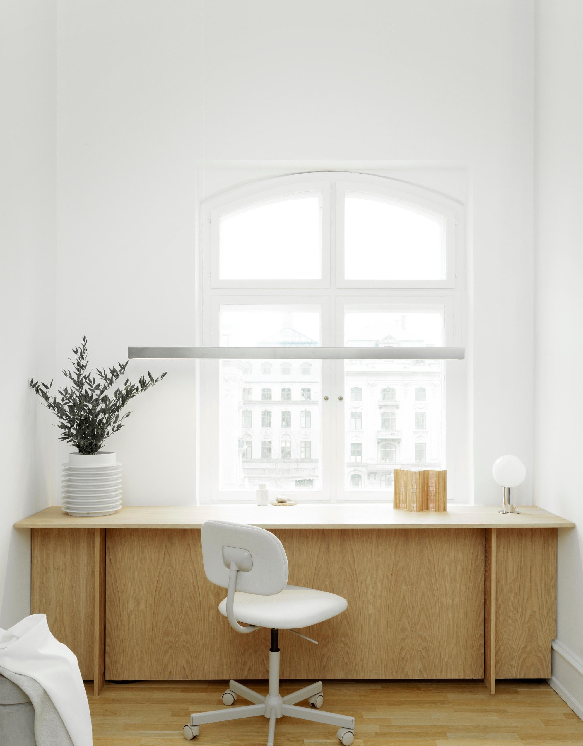Lampada a sospensione orizzontale personalizzabile 'I-Model Cordless' in ottone lucido, 200 in vendita 4