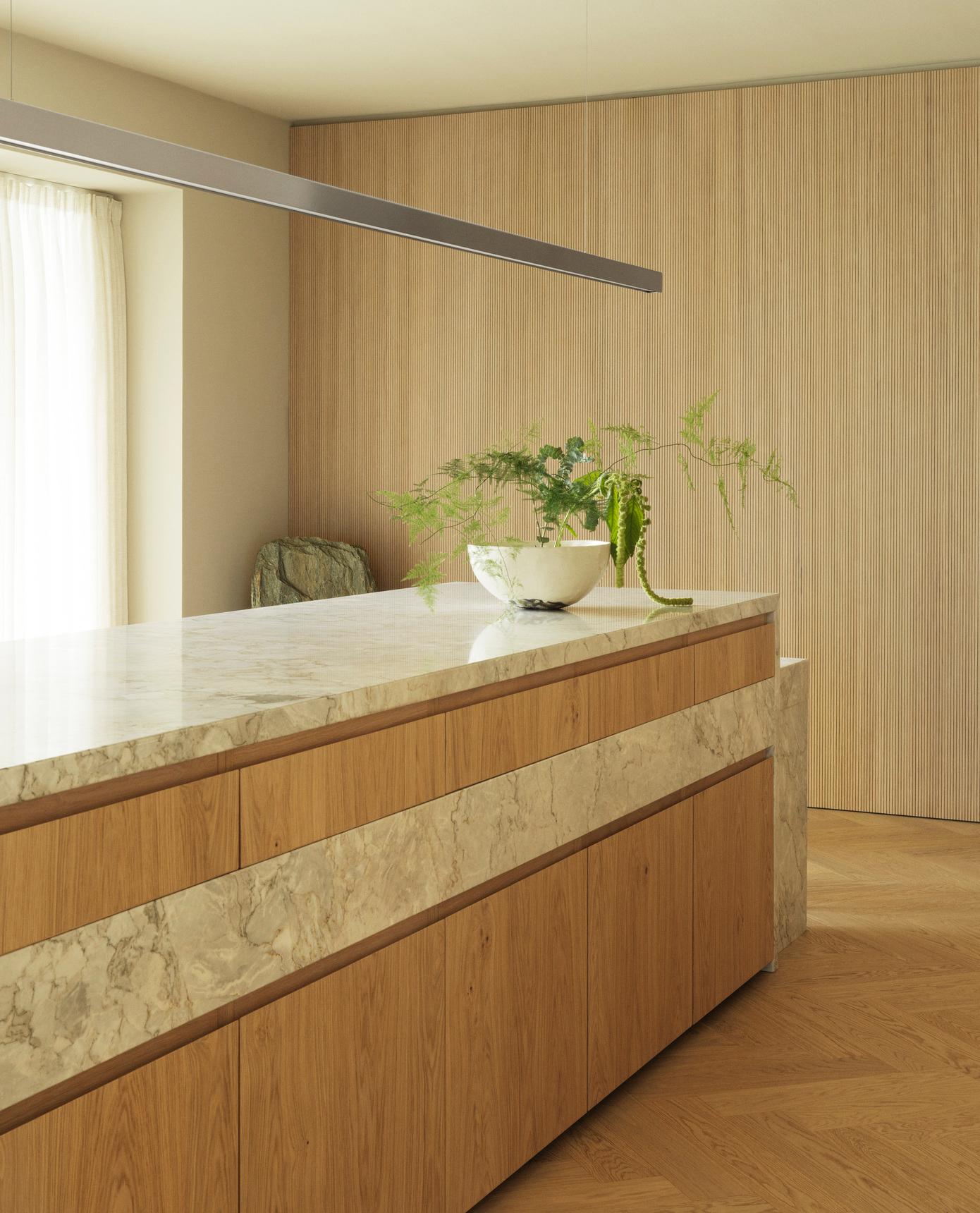 Lampada a sospensione orizzontale personalizzabile 'I-Model Cordless' in ottone lucido, 200 in vendita 10