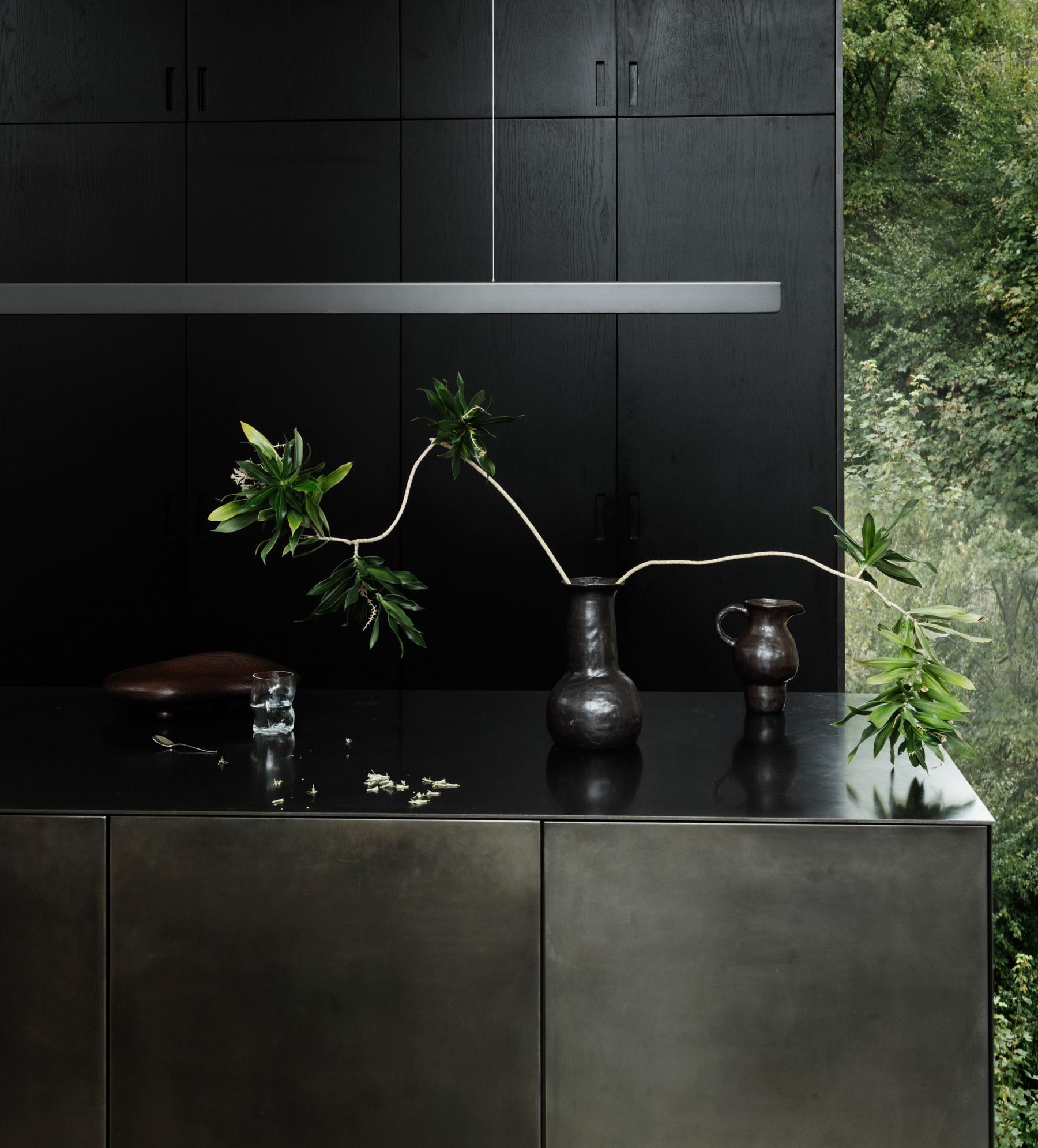 Lampada a sospensione orizzontale personalizzabile 'I-Model Cordless' in ottone lucido, 200 in vendita 1
