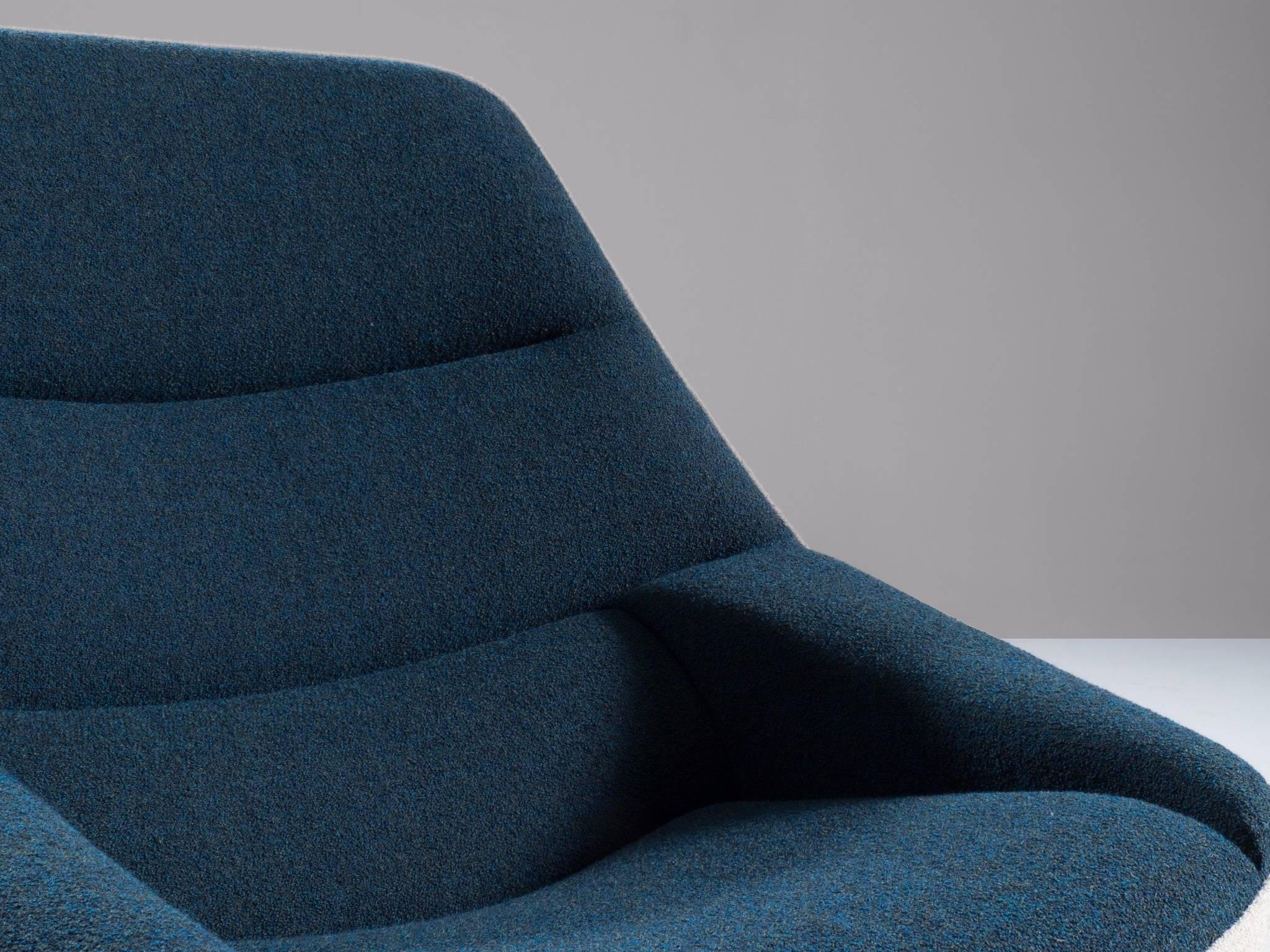 Customizable Illum Wikkelsø Lounge Chair with Ottoman In Excellent Condition In Waalwijk, NL