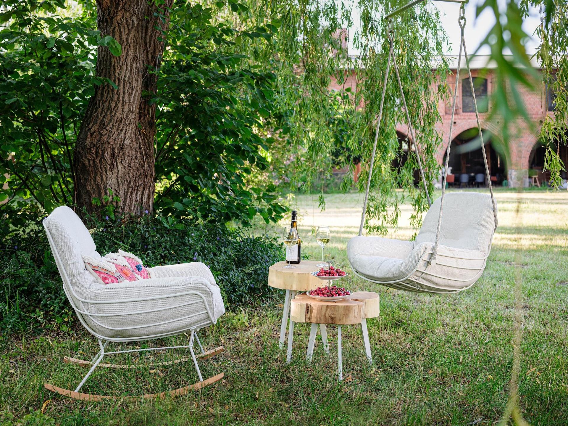 Anpassbarer In- oder Outdoor Freifrau Leyasol Schaukelstuhl von Hoffmann Kahleyss (21. Jahrhundert und zeitgenössisch) im Angebot