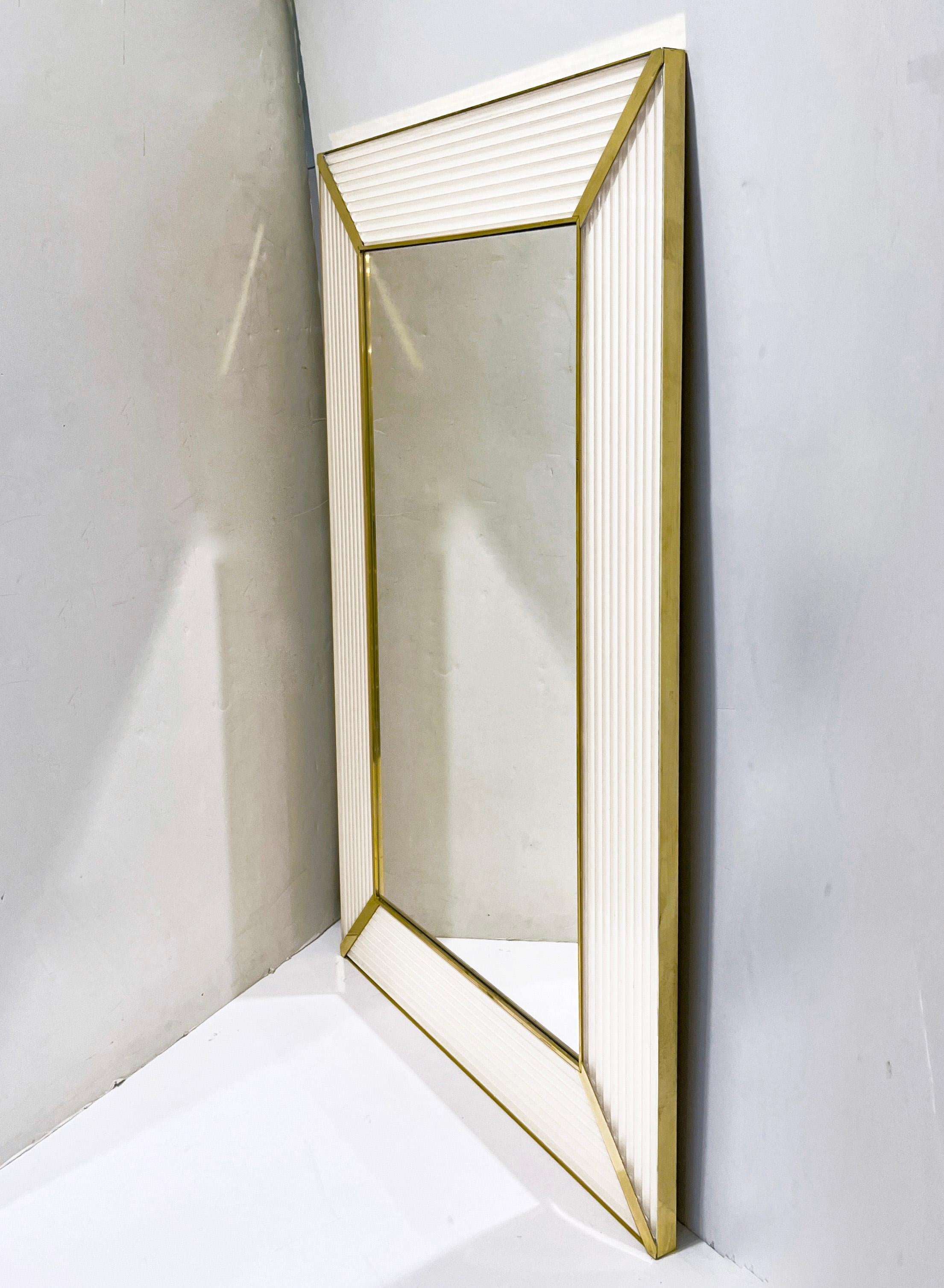 Customizable Italian Art Deco Design Iridescent White Murano Glass Brass Mirror For Sale 1