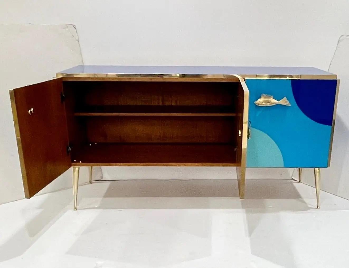Decoración de playa en cristal marfil azul italiano personalizable Armario/tablero moderno en venta 3