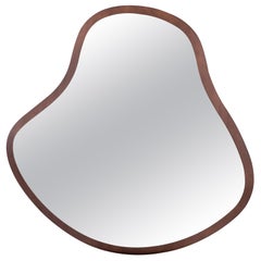 Specchio in noce personalizzabile ispirato al giaguaro, design scultoreo - Pantê Line